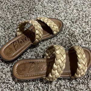 Woman’s Blowfish Sandals Size 7 New